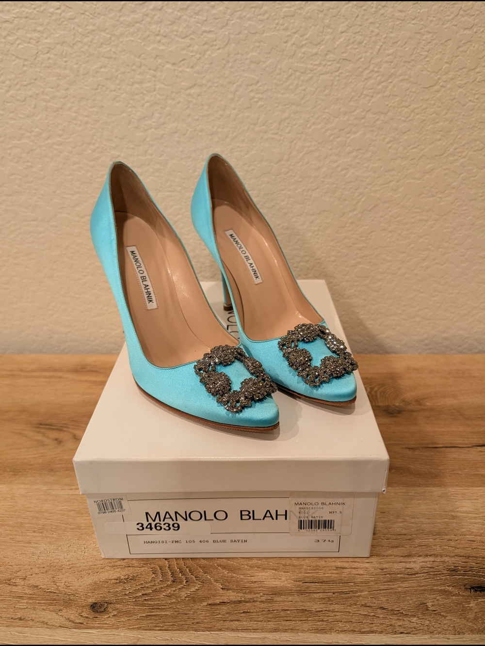 Manolo Blahnik Blue Satin Hangisi Crystal-Embellished Pumps - Picture 2 of 5